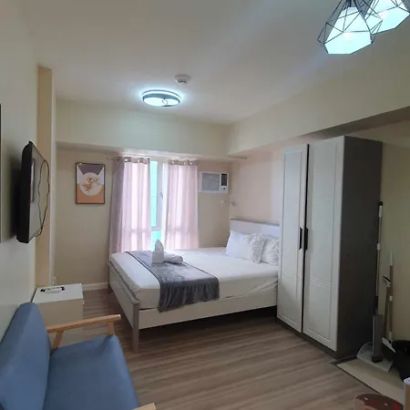 Avida Riala Tower One 1402 It Park Hotel